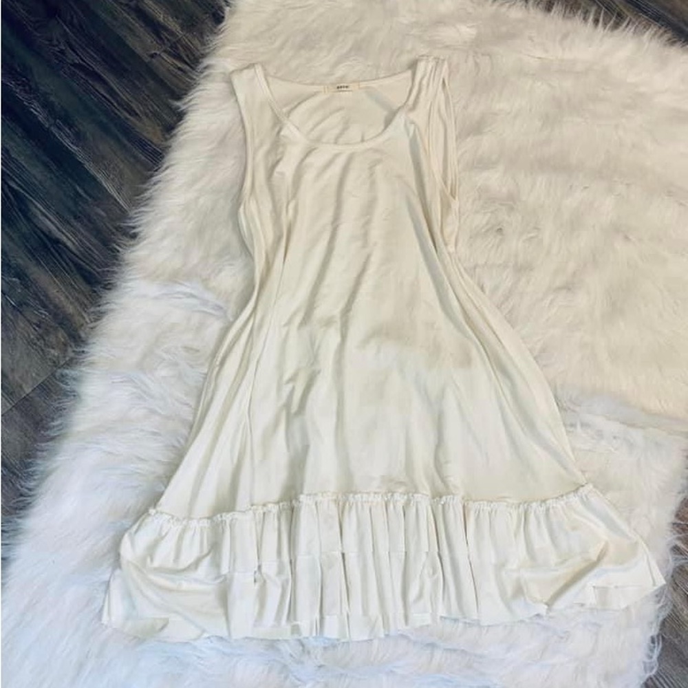 Nwot Easel cream ivory dress size small